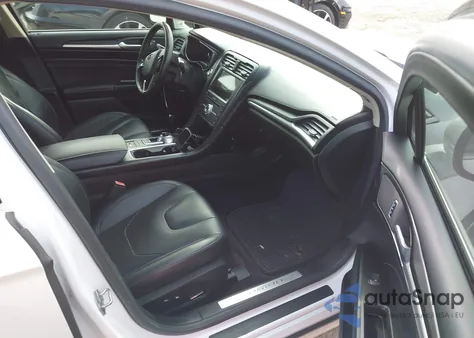 2017 Ford Fusion Energi Titanium from USA, damaged, VIN 3FA6P0SU6HR147186